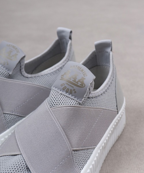 AAA（トリプルエー）の「AAA+ クロスバンド スリッポン（スニーカー・レディース・ブラック×ブラック/グレー/ブラック/ベージュ/ホワイト・40/37/36/35/41/39/38）」の13枚目の写真