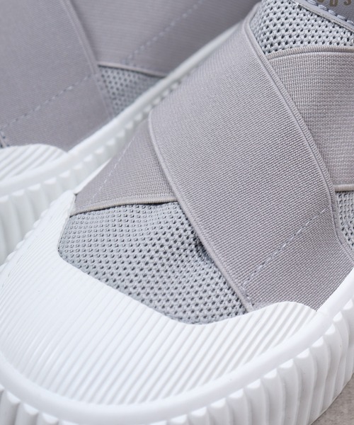 AAA（トリプルエー）の「AAA+ クロスバンド スリッポン（スニーカー・レディース・ブラック×ブラック/グレー/ブラック/ベージュ/ホワイト・40/37/36/35/41/39/38）」の15枚目の写真