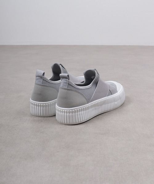 AAA（トリプルエー）の「AAA+ クロスバンド スリッポン（スニーカー・レディース・ブラック×ブラック/グレー/ブラック/ベージュ/ホワイト・40/37/36/35/41/39/38）」の9枚目の写真