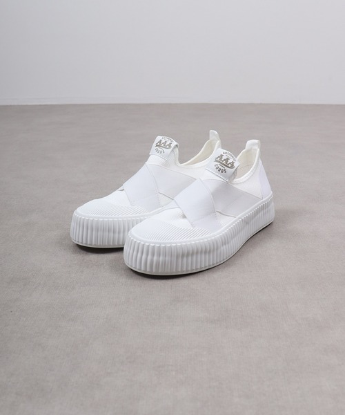 AAA（トリプルエー）の「AAA+ クロスバンド スリッポン（スニーカー・レディース・ブラック×ブラック/グレー/ブラック/ベージュ/ホワイト・40/37/36/35/41/39/38）」の19枚目の写真