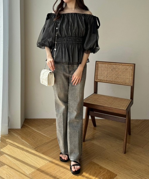 one after another NICE CLAUP（ワンアフターアナザーナイスクラップ）の「ビジューストラップ付きスマホショルダー（ショルダーバッグ・レディース・ブラック/アイボリー/サックスブルー/シルバー・FREE）」の13枚目の写真