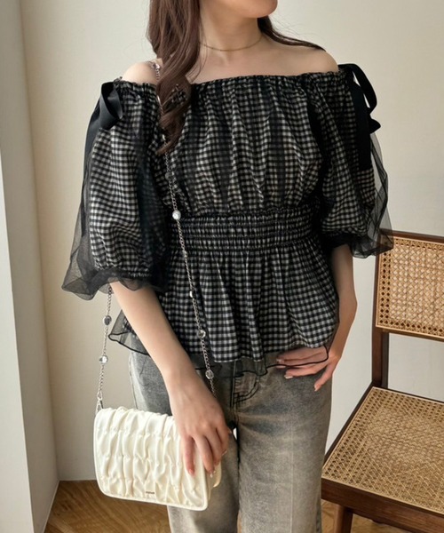 one after another NICE CLAUP（ワンアフターアナザーナイスクラップ）の「ビジューストラップ付きスマホショルダー（ショルダーバッグ・レディース・ブラック/アイボリー/サックスブルー/シルバー・FREE）」の14枚目の写真