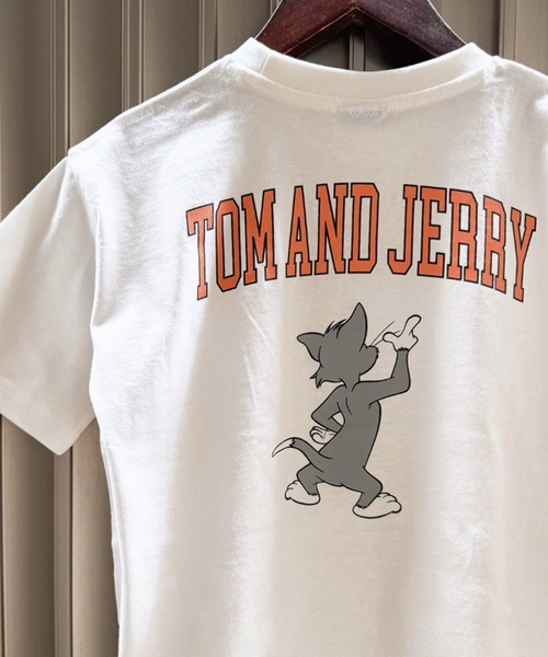 Tom＆Jerry（トムアンドジェリー）の「トムとジェリー オーバーサイズ プリントTシャツ（Tシャツ/カットソー・キッズ・グリーン/ホワイト系その他/ベージュ系その他/ベージュ系その他2/ホワイト系その他3/グレー系その他2/グレー系その他3/ベージュ/ネイビー/ブルー系その他/グレー系その他/オフホワイト/チャコールグレー/ホワイト系その他2/ベージュ系その他3/ダークグリーン・120cm/130cm/140cm/150cm/160cm/110cm）」の3枚目の写真