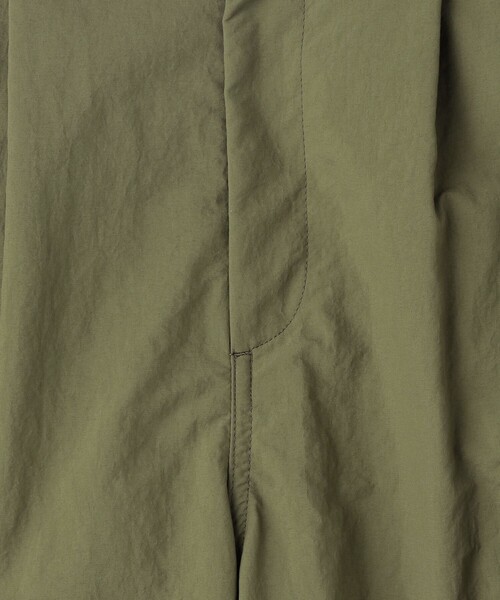 green label relaxing（グリーンレーベルリラクシング）の「ナイロン カーゴ パンツ（カーゴパンツ・レディース・オリーブ/ブラック/ホワイト・FREE）」の9枚目の写真
