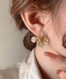 アレルギー対応クリスタルの花ピアス