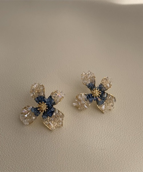 LA VORAGINE（ラ ヴォラジネ）の「アレルギー対応クリスタルの花ピアス（ピアス（両耳用）・レディース・グリーン/オレンジ/ブルー・FREE）」の20枚目の写真