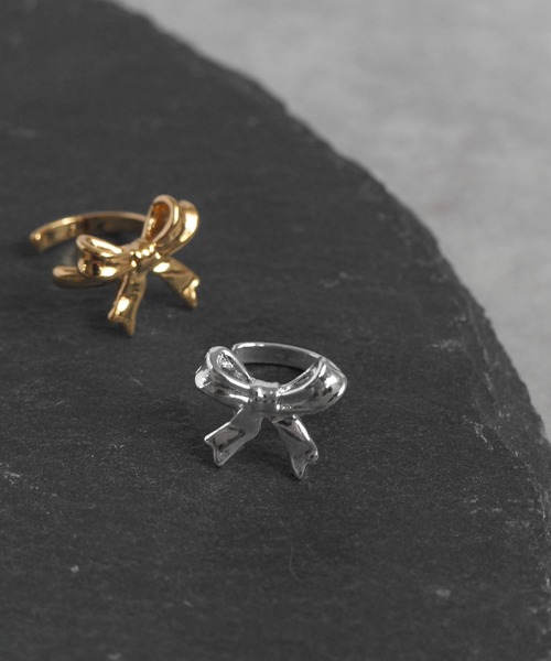 minia(ミニア)の「リボンイヤーカフ(イヤーカフ・レディース・シルバー/ゴールド・FREE)」の5枚目の写真