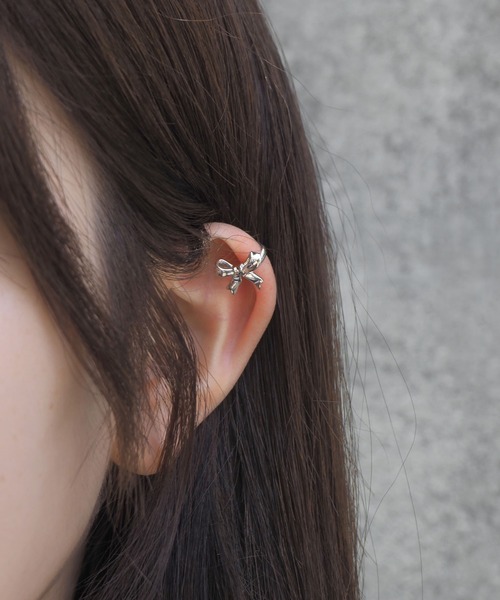 minia(ミニア)の「リボンイヤーカフ(イヤーカフ・レディース・シルバー/ゴールド・FREE)」の11枚目の写真