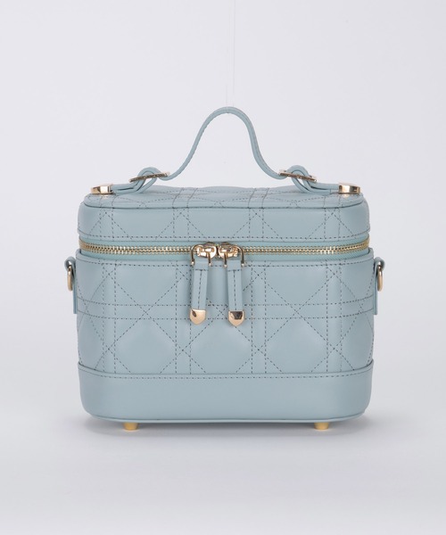 ALTROSE(アルトローズ)の「3WAY バニティバッグ キルティング ショルダーバッグ エレブ(ショルダーバッグ・レディース・ブラック/アイボリー/ピンク/ベージュ/ライトブルー・FREE)」の17枚目の写真