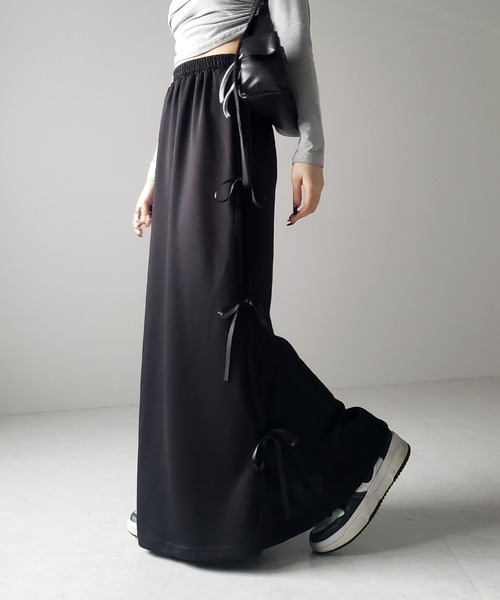 me+em select(ミームセレクト)の「【 2color 】3ストラップサイドリボンロングスウェットスカート/ three strap side ribbon long sweat skirt(スカート・レディース・グレー/ブラック・FREE)」の22枚目の写真