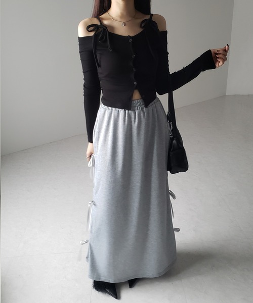 me+em select(ミームセレクト)の「【 2color 】3ストラップサイドリボンロングスウェットスカート/ three strap side ribbon long sweat skirt(スカート・レディース・グレー/ブラック・FREE)」の12枚目の写真
