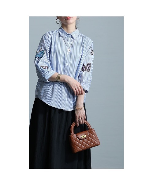 蝶柄刺繍ストライプシャツ（シャツ/ブラウス）｜Sawa a la mode