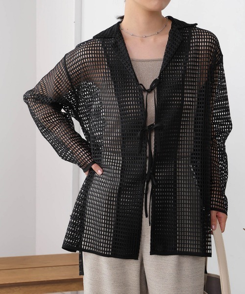 Bou Jeloud(ブージュルード)の「リボンメッシュシャツ(シャツ/ブラウス・レディース・オフホワイト/ブラック・38)」の2枚目の写真