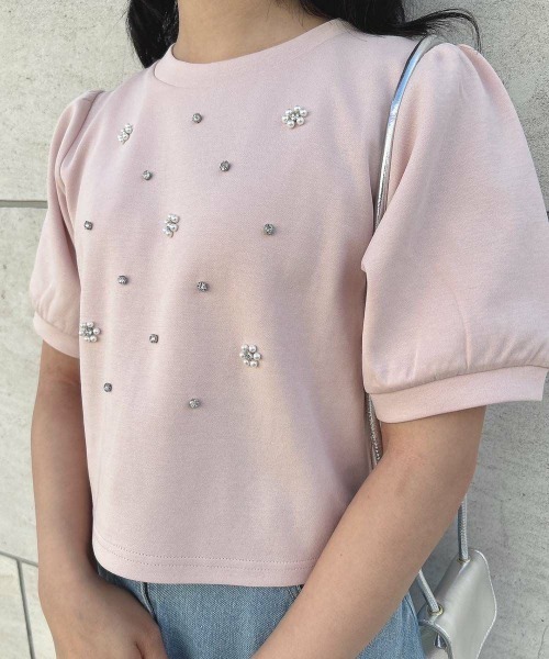 F i.n.t(フィント)の「パール&ビジューフラワーカットトップス/fint(Tシャツ/カットソー・レディース・ライトブルー/ブラック/オフホワイト/ライトピンク・FREE)」の9枚目の写真