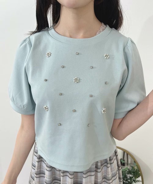 F i.n.t(フィント)の「パール&ビジューフラワーカットトップス/fint(Tシャツ/カットソー・レディース・ライトブルー/ブラック/オフホワイト/ライトピンク・FREE)」の11枚目の写真