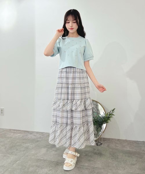 F i.n.t(フィント)の「パール&ビジューフラワーカットトップス/fint(Tシャツ/カットソー・レディース・ライトブルー/ブラック/オフホワイト/ライトピンク・FREE)」の12枚目の写真