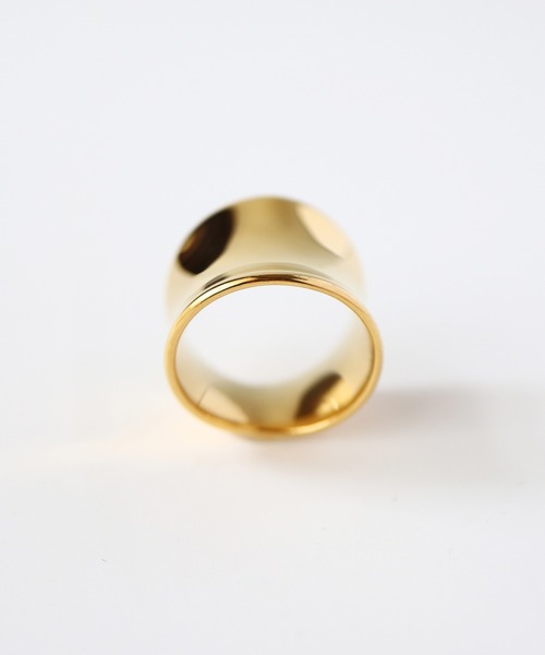 TUWAKRIM（トゥワクリム）の「【TUWAKRIM】ワイドカーブリング（リング・レディース・ゴールド・MEDIUM/LARGE/X-LARGE）」の6枚目の写真