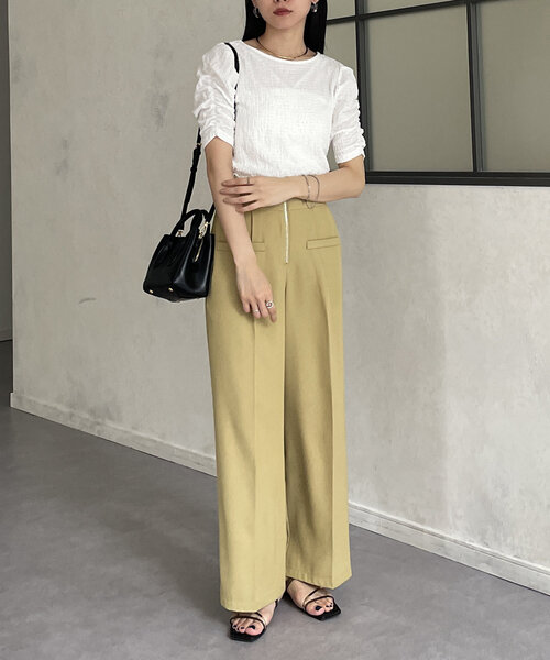 Thevon（ゼボン）の「パフスリーブ5分袖エンボスプルオーバー（Tシャツ/カットソー・レディース・ダークブラウン/イエロー/オフホワイト/ブルー・FREE）」の16枚目の写真