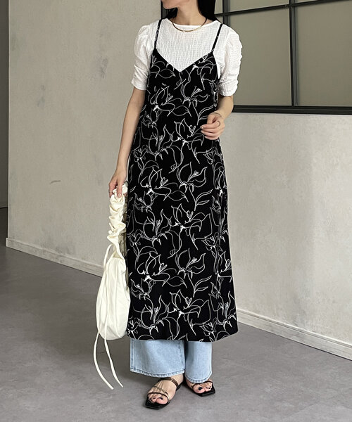 Thevon（ゼボン）の「パフスリーブ5分袖エンボスプルオーバー（Tシャツ/カットソー・レディース・ダークブラウン/イエロー/オフホワイト/ブルー・FREE）」の19枚目の写真