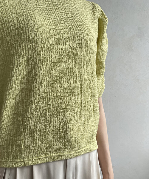 Thevon（ゼボン）の「パフスリーブ5分袖エンボスプルオーバー（Tシャツ/カットソー・レディース・ダークブラウン/イエロー/オフホワイト/ブルー・FREE）」の8枚目の写真