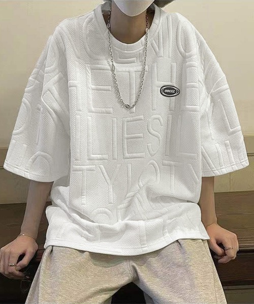 AsaAura(アサオーラ)の「エンボス加工ロゴtシャツ メンズ 韓国風(Tシャツ/カットソー・メンズ・ホワイト/ブラック/グレー・M/L)」の4枚目の写真