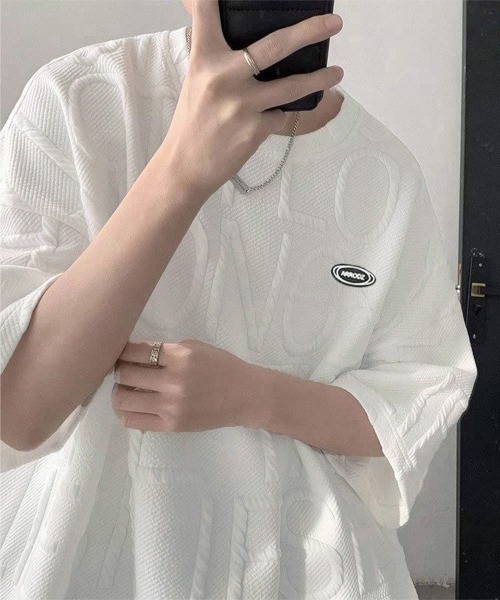 AsaAura(アサオーラ)の「エンボス加工ロゴtシャツ メンズ 韓国風(Tシャツ/カットソー・メンズ・ホワイト/ブラック/グレー・M/L)」の7枚目の写真