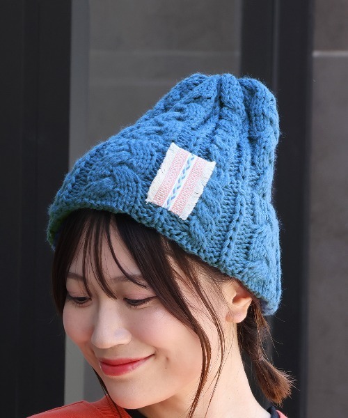 チチカカ（チチカカ）の「ケーブル編みニットキャップ（ニットキャップ/ビーニー・レディース・ボルドー/アイボリー/ブルー/ブラック・FREE）」の3枚目の写真