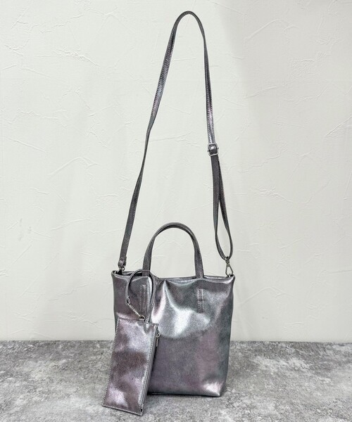 fredy emue（フレディエミュ）の「メタリック２WAYトートバック（ショルダーバッグ・レディース・ブラック/ブルー/シルバー・FREE）」の21枚目の写真