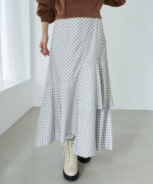 MAJESTIC LEGON（マジェスティックレゴン）の「ランダムティアードスカート（スカート・レディース・ブラック/アイボリー/ベージュ/グレー系その他・MEDIUM）」の9枚目の写真