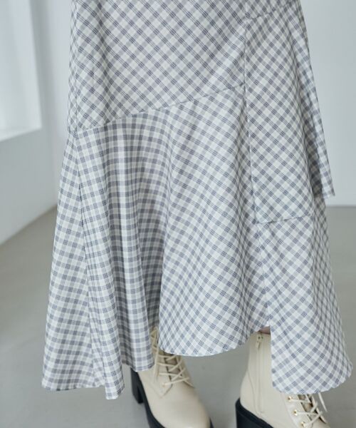 MAJESTIC LEGON（マジェスティックレゴン）の「ランダムティアードスカート（スカート・レディース・ブラック/アイボリー/ベージュ/グレー系その他・MEDIUM）」の12枚目の写真