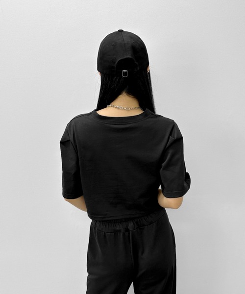 LVEU.(ラブユ.)の「【LVEU.】カットソーパンツセットアップ / セットアップ カットソー トップス Tシャツ 半袖 クロップド ショート ボトムス パンツ ハイウエスト ブラック ZOZOTOWN限定(セットアップ・レディース・ブラック・FREE)」の9枚目の写真