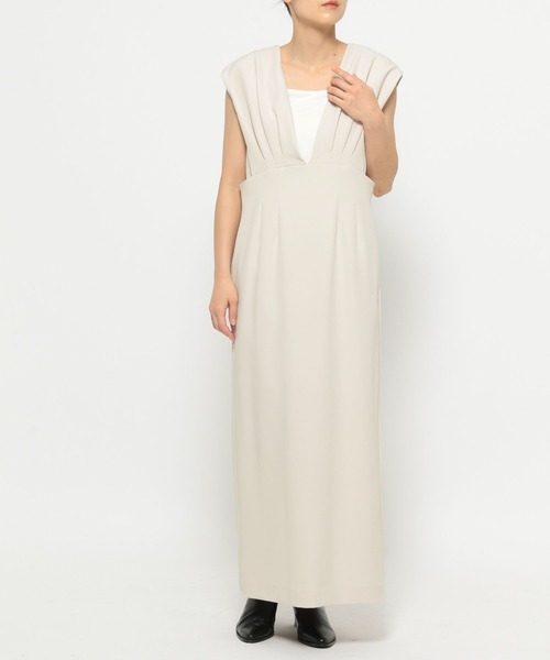 A part by(アパートバイ)の「Vギャザージャンスカ(ジャンパースカート・レディース・アイボリー/ブラック・SMALL/MEDIUM)」の6枚目の写真