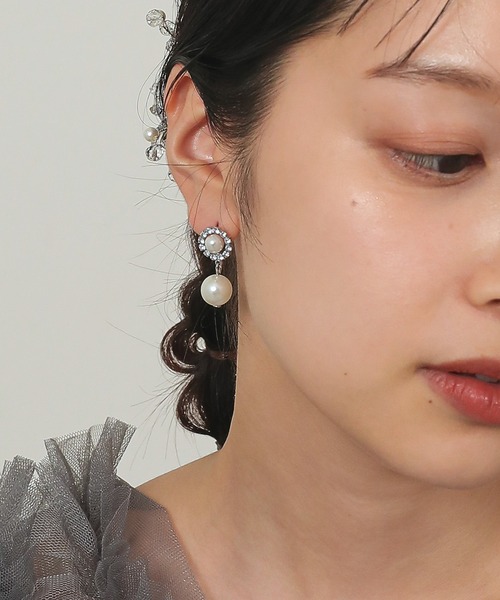 Kana(カナ)の「ビジュー リース パール ピアス パーティー 結婚式 お呼ばれ オケージョン(ピアス(両耳用)・レディース・シルバー/ゴールド・フリー)」の4枚目の写真