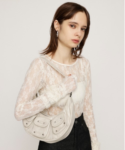 SLY（スライ）の「FLAP PK MOON BAG フラップ ポケット ムーン バッグ（ショルダーバッグ・レディース・ブラック/アイボリー・FREE）」の13枚目の写真