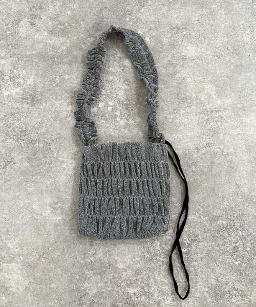 archives（アルシーヴ）の「グリッターギャザーショルダー（ショルダーバッグ・レディース・ブラック/ブラウン/シルバー・FREE）」の14枚目の写真