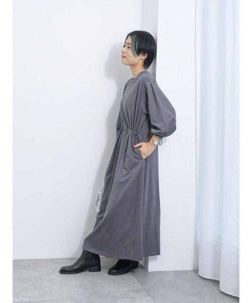 Samansa Mos2 blue（サマンサモスモスブルー）の「ドッキングドロストワンピース（ワンピース・レディース・ブラック/チャコールグレー/ベージュ・F）」の3枚目の写真