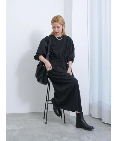 Samansa Mos2 blue（サマンサモスモスブルー）の「ドッキングドロストワンピース（ワンピース・レディース・ブラック/チャコールグレー/ベージュ・F）」の2枚目の写真