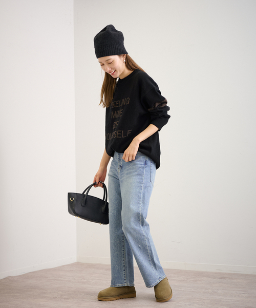 FRAMeWORK（フレームワーク）の「カレッジロゴクルーネックプル