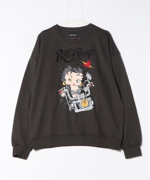 BETTY BOOP(ベティ・ブープ)の「BETTY バイク前後プリントトレーナー(M1)(スウェット・メンズ・チャコールグレー/オートミール/ブラック・MEDIUM/LARGE/X-LARGE)」の12枚目の写真