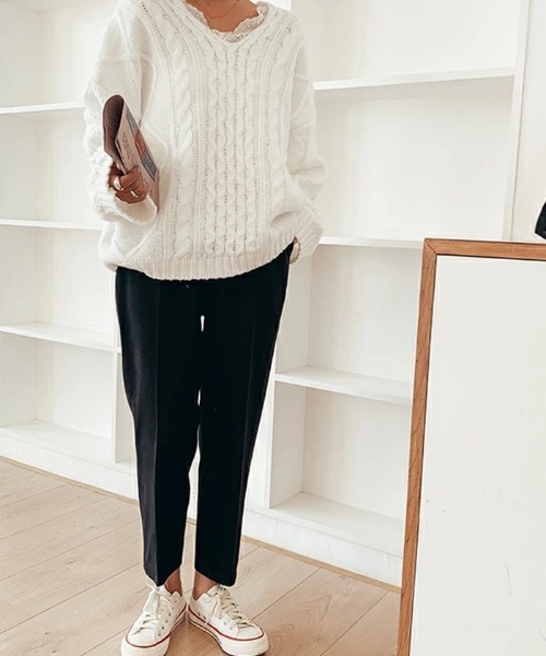 by LEGNA(バイレグナ)の「【全14色】選べる丈 センタープレステーパードパンツ(その他パンツ・レディース・ネイビー/ダークブルー/アイボリー/ブラック/ラベンダー/ミント/イエロー/チャコールグレー/ライトベージュ/ライトブルー/ベビーピンク/ダークブラウン/ブラウン・L-Regular/M-Regular/S-Regular/L-Short/S-Short/M-Short)」の18枚目の写真