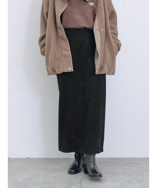 Samansa Mos2 blue（サマンサモスモスブルー）の「スウェードポンチナロースカート（スカート・レディース・ライトベージュ/チャコールグレー/ブラック・F）」の2枚目の写真