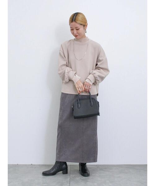 Samansa Mos2 blue（サマンサモスモスブルー）の「スウェードポンチナロースカート（スカート・レディース・ライトベージュ/チャコールグレー/ブラック・F）」の6枚目の写真