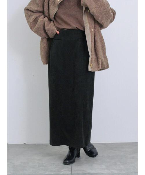 Samansa Mos2 blue（サマンサモスモスブルー）の「スウェードポンチナロースカート（スカート・レディース・ライトベージュ/チャコールグレー/ブラック・F）」の4枚目の写真