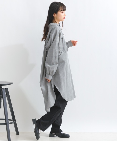 terrace(テラス)の「ツーポケダンガリーシャツワンピース(ワンピース・レディース・ブルー/グレー/ブラック・MEDIUM)」の11枚目の写真