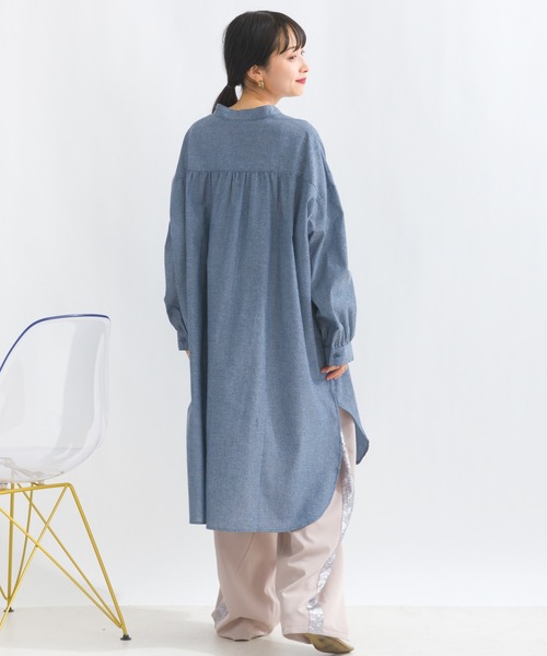 terrace(テラス)の「ツーポケダンガリーシャツワンピース(ワンピース・レディース・ブルー/グレー/ブラック・MEDIUM)」の6枚目の写真