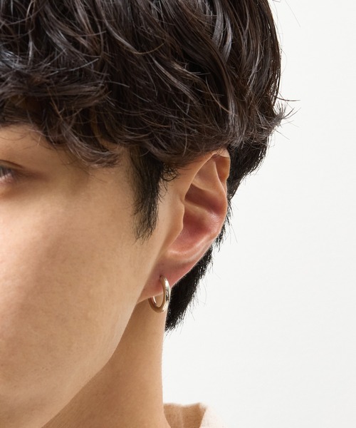 And A（アンドエー）の「And A アンドエー / SILVER925 MEDIUM HOOP PIERCE シルバー925ミディアムフープピアス（両耳用） / AA-A24U008（ピアス（両耳用）・メンズ・シルバー・MEDIUM）」の12枚目の写真