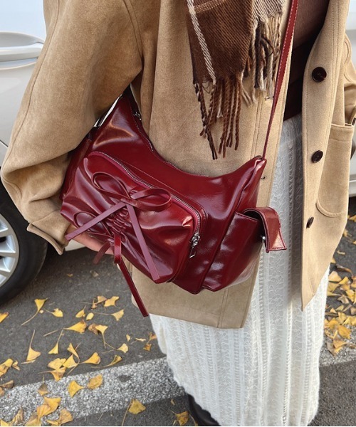 セール】Y2K リボン ポケットショルダーバッグ 【500mlペットボトル