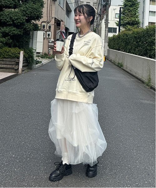 Mi-je(ミジェ)の「変形チュールスカート【韓国ファッション】(スカート・レディース・チャコール/アイボリー・M)」の16枚目の写真