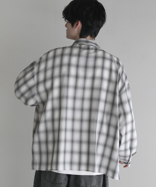 ETELIO（エテリオ）の「オンブレチェックワイドドレープレギュラーカラー長袖シャツ（シャツ/ブラウス・メンズ・ブルー/ブラック/サックスブルー・S/M/L）」の10枚目の写真