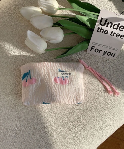 LA VORAGINE(ラ ヴォラジネ)の「ミニポーチ(ポーチ・レディース・A/B/C/D/E/F/G・FREE)」の2枚目の写真